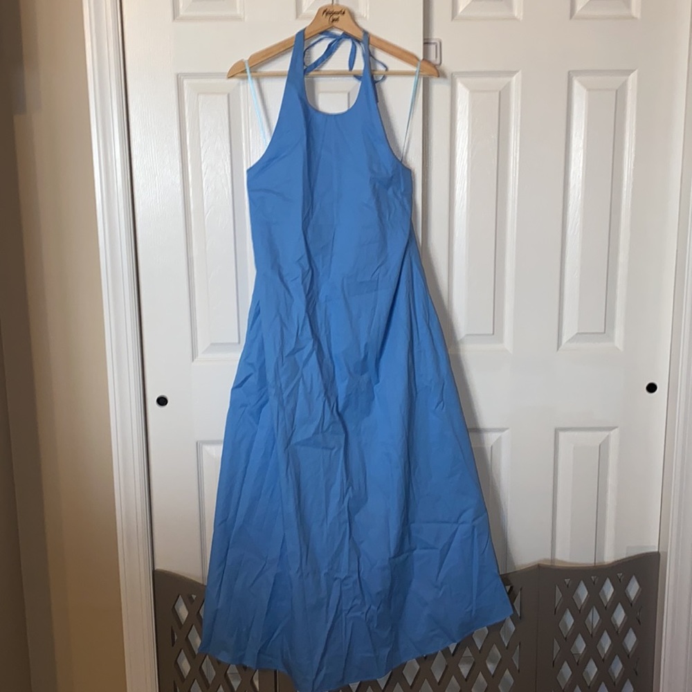 Breakers Blue Lyle Halter Dress
POMANDER PLACE - Picture 8 of 10